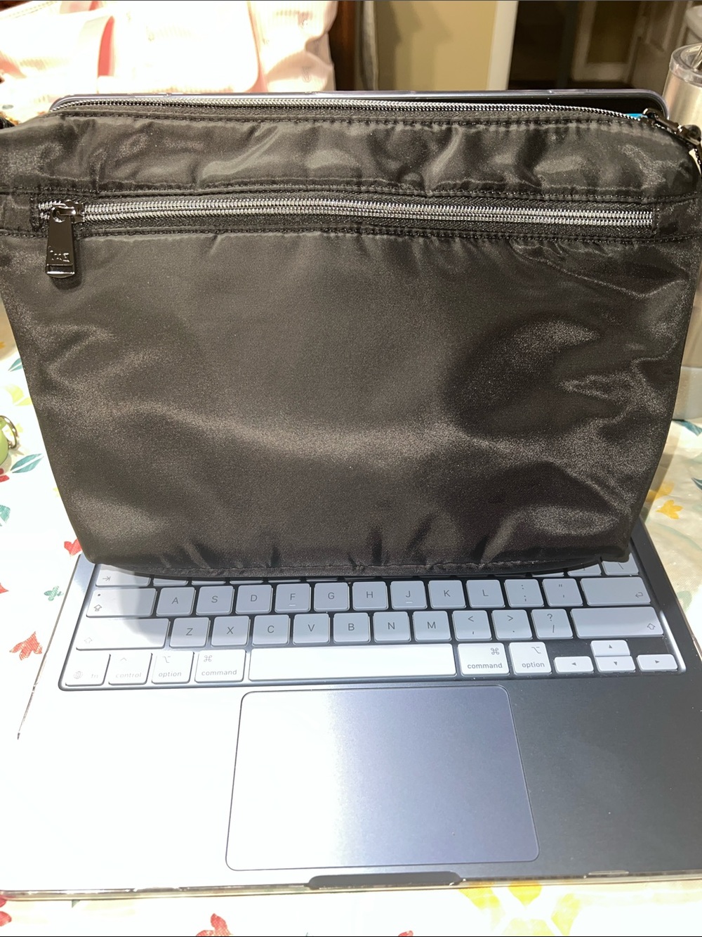 Lug Flare in Black with two straps - Picture 4 of 4